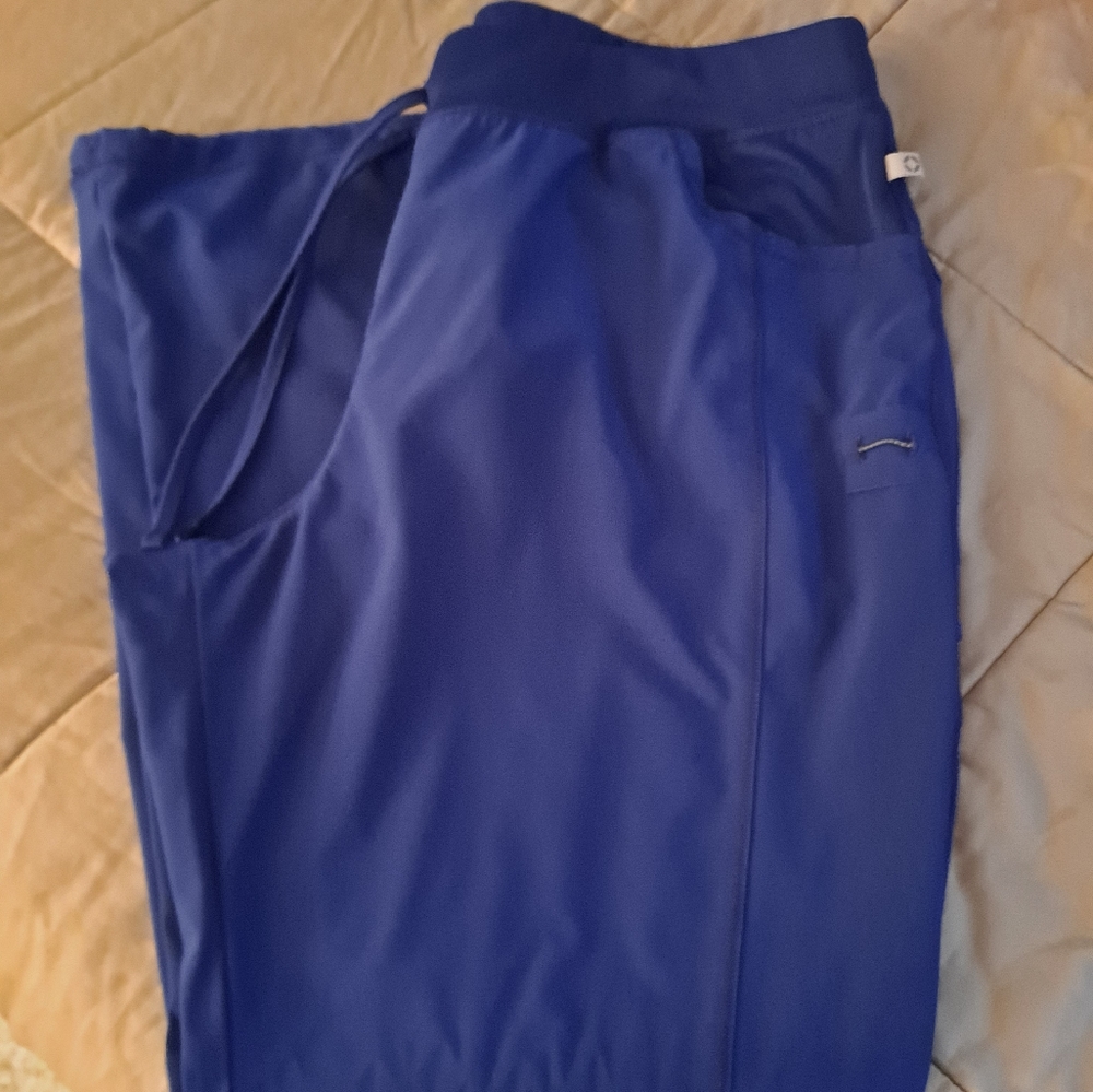 Scrub pants